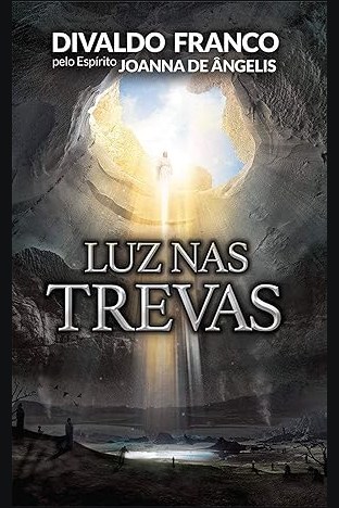 Capa de LUZ NAS TREVAS